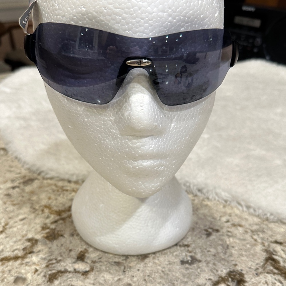 Nwt. Ryders sunglasses   Unisex
